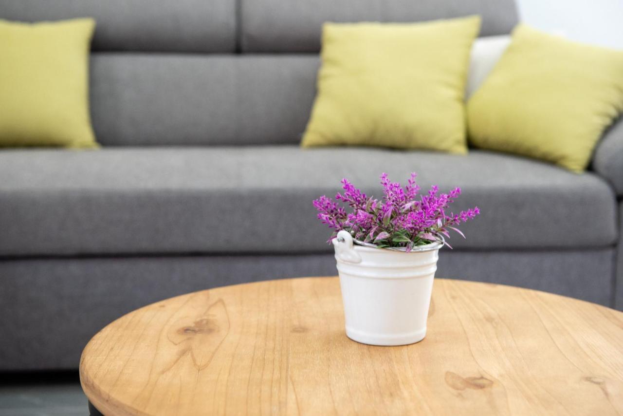Apartment Vuletin Kaštela Kültér fotó