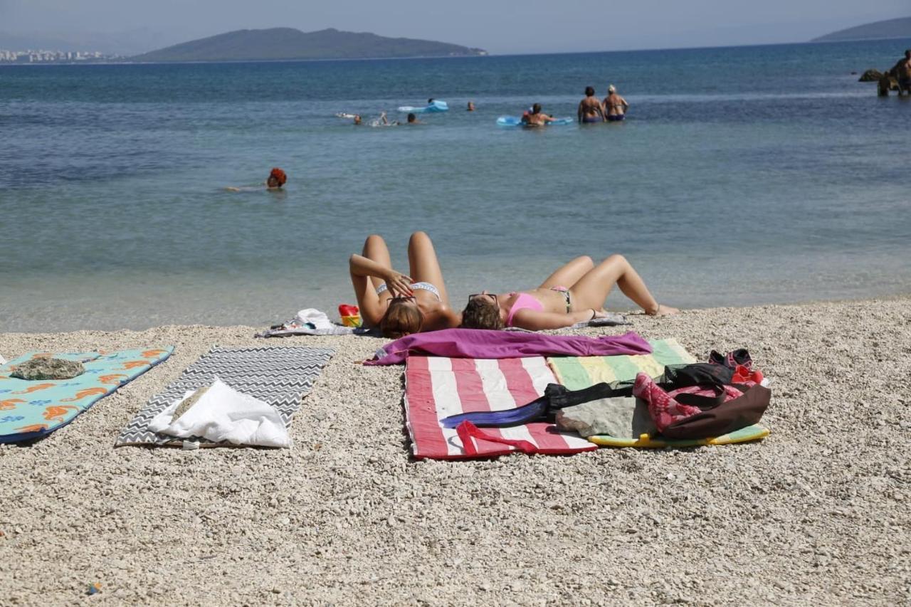 Apartment Vuletin Kaštela Kültér fotó